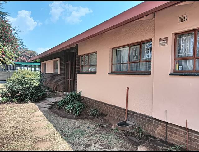 4 BEDROOM FREEHOLD FOR SALE IN EDLEEN